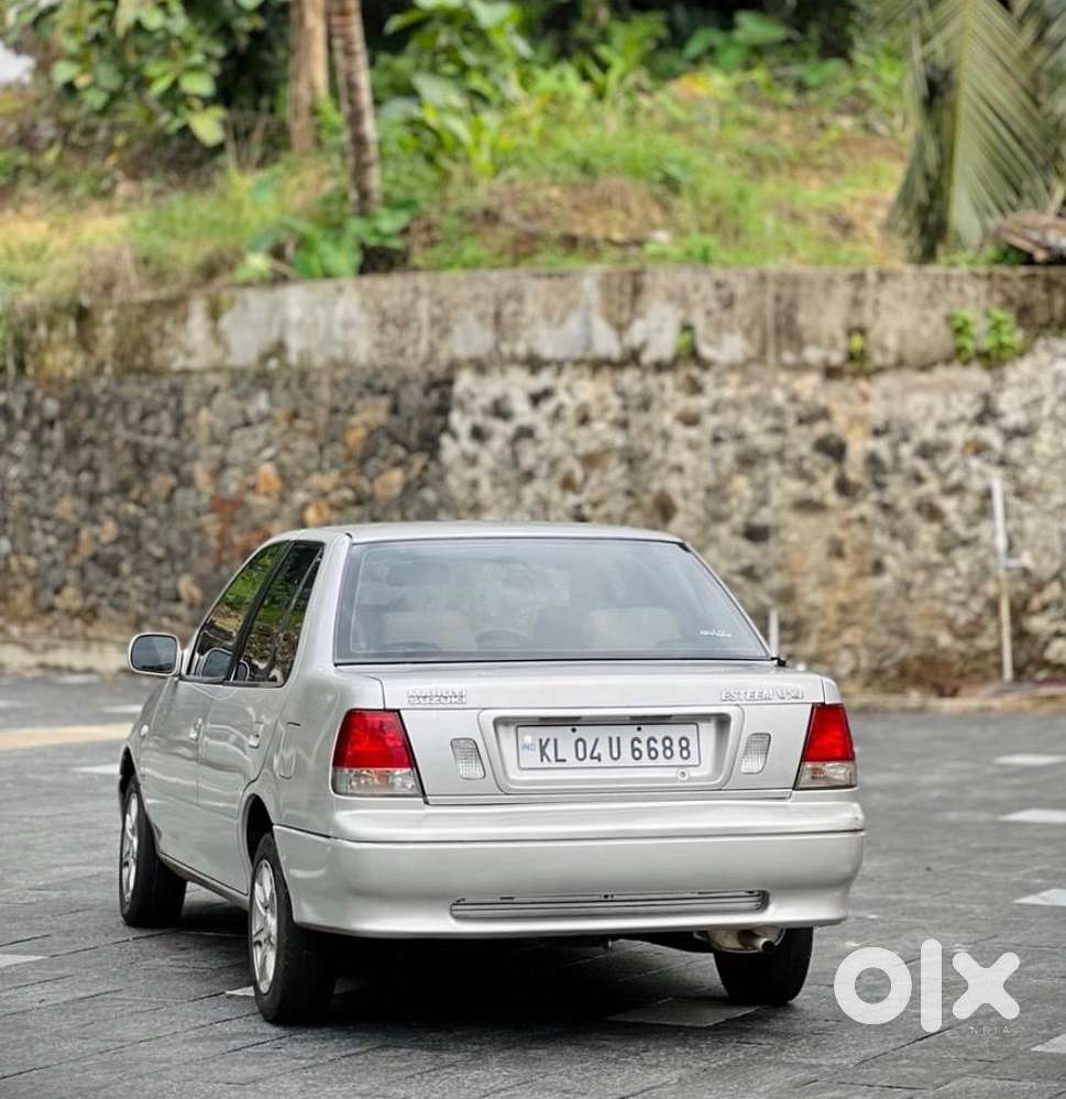 2006 Esteem Vxi