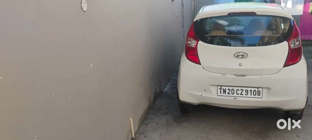 Hyundai Eon 2012 Petrol 68500 Km Driven