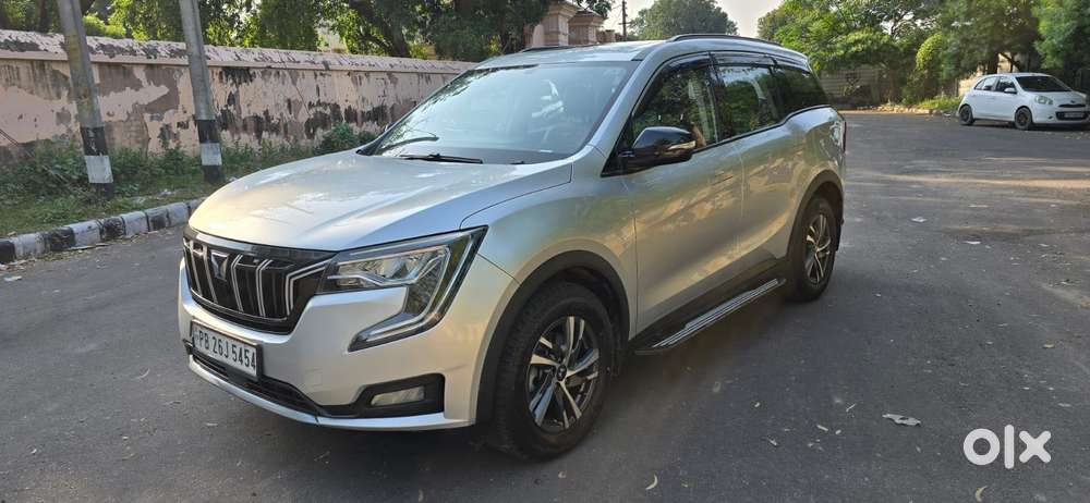 Mahindra Xuv700 2.2 Ax 5 Diesel At Str, 2022, Diesel