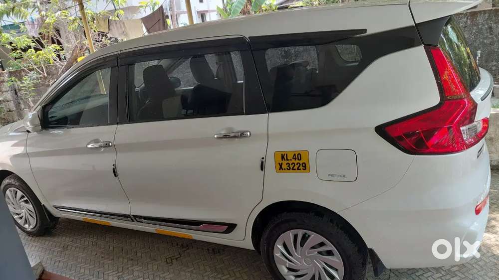 Maruti Suzuki Ertiga 2025 Cng & Hybrids 11000 Km Driven