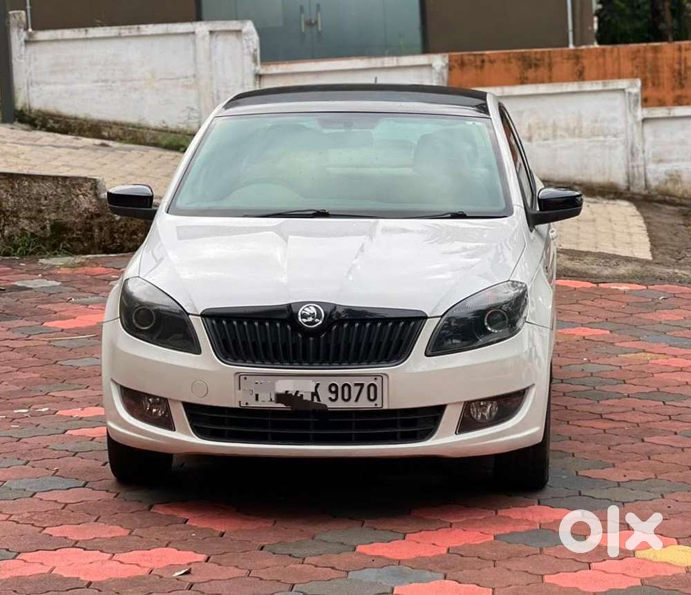 Skoda Rapid 1.5 Tdi At Ambition Plus, 2015, Diesel