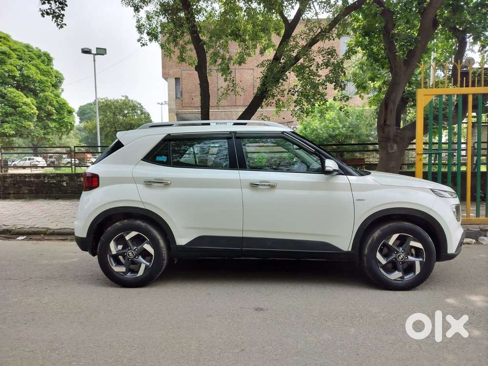 Hyundai Venue 1.0 Sx Turbo Dct, 2019, Petrol