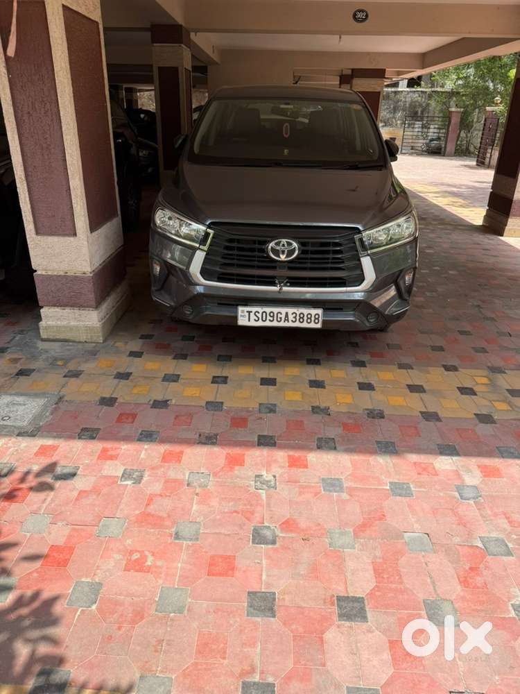 Toyota Innova Crysta 2023 Edition 8 Str