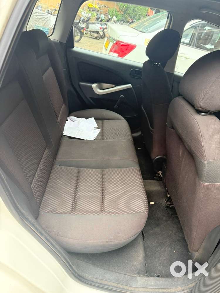 Ford Figo Petrol 2012