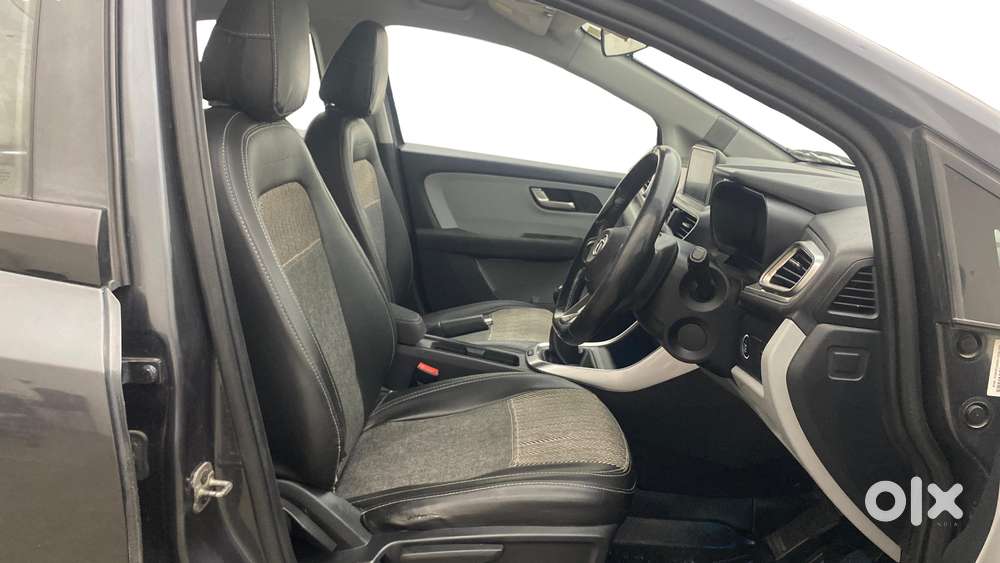 Tata Altroz Xz, 2021, Petrol