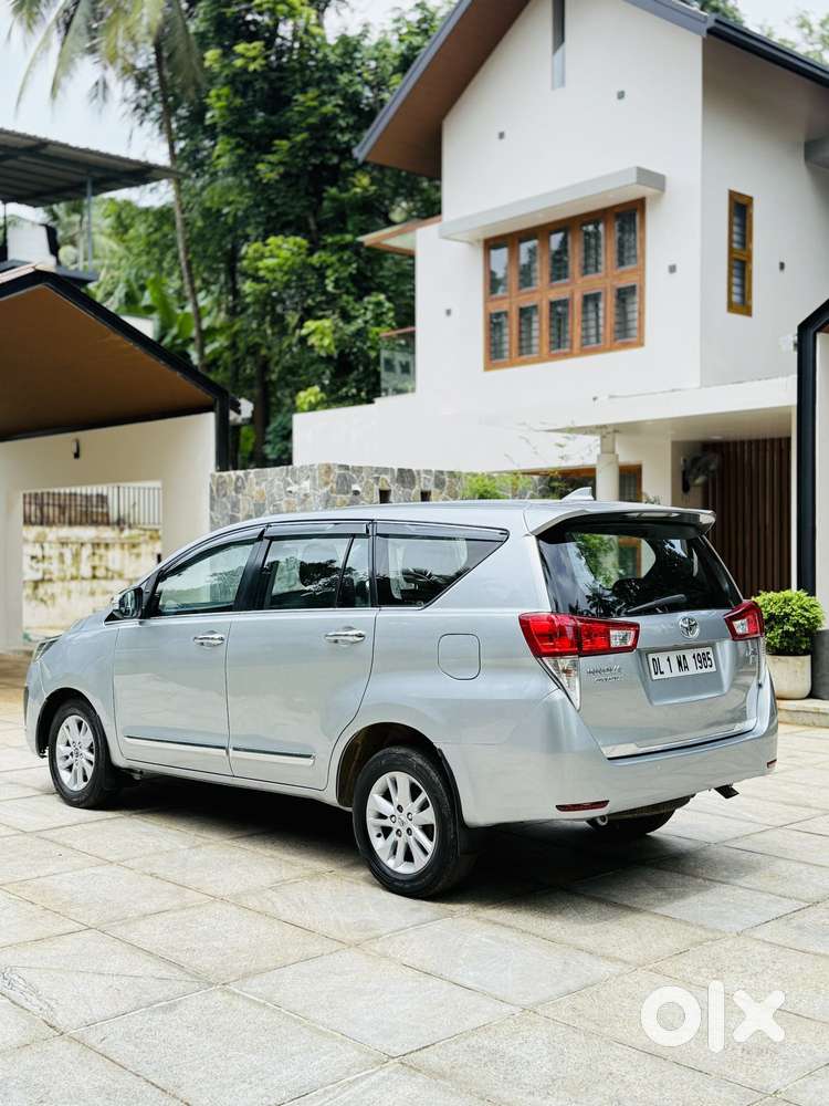 Toyota Innova Crysta 2.4 G Mt, 2017, Diesel