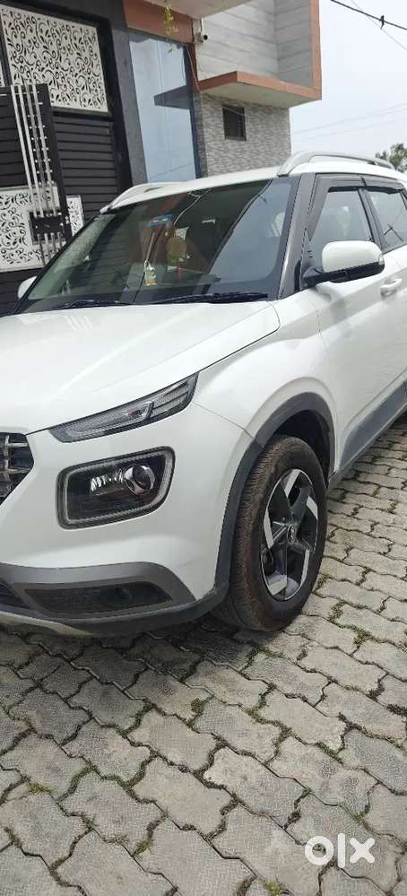 Hyundai Venue 2019 Diesel Well Maintained