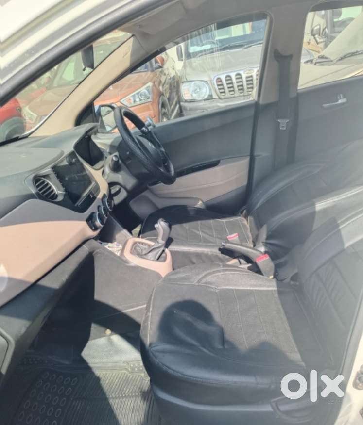 Hyundai I10 Asta At, 2015, Petrol