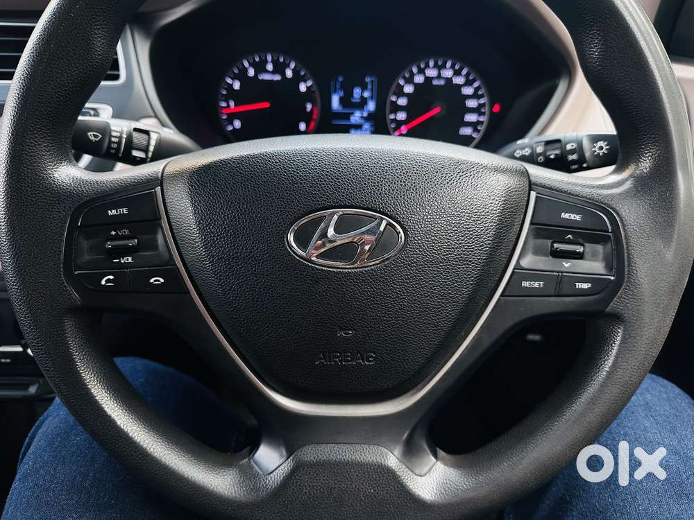 Hyundai I20 Sportz 1.2 Bs-iv, 2018, Petrol
