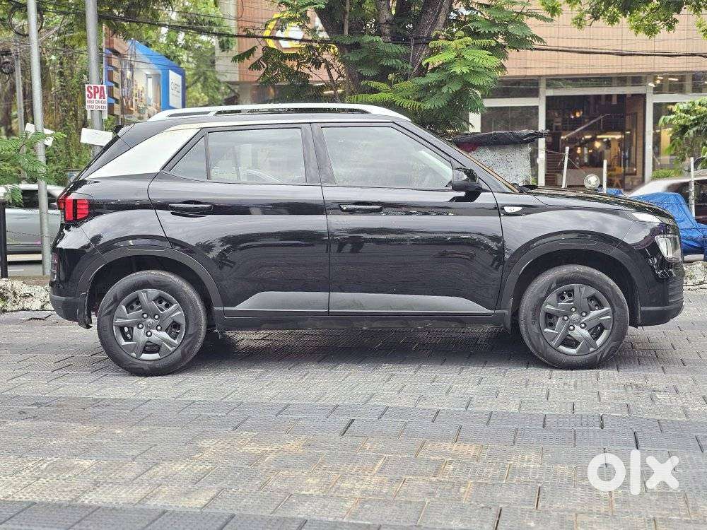 Hyundai Venue S Mt 1.2 Kappa, 2023, Petrol