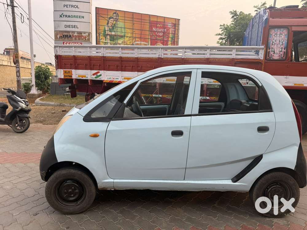 Tata Nano Xe, 2011, Petrol