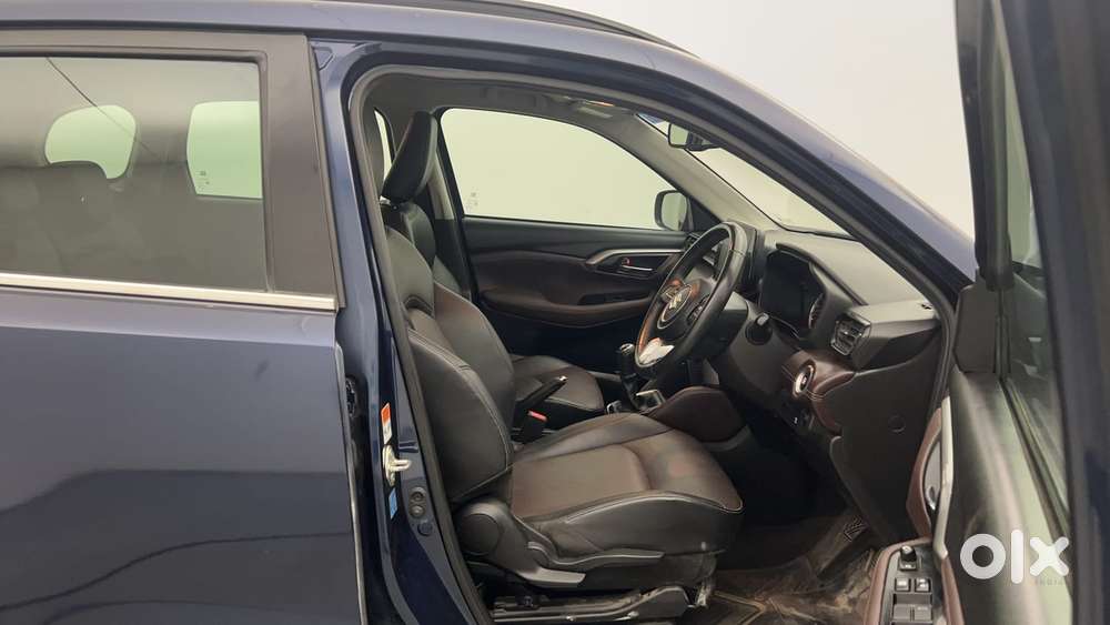 Maruti Suzuki Grand Vitara Alpha Smart Hybrid, 2023, Petrol