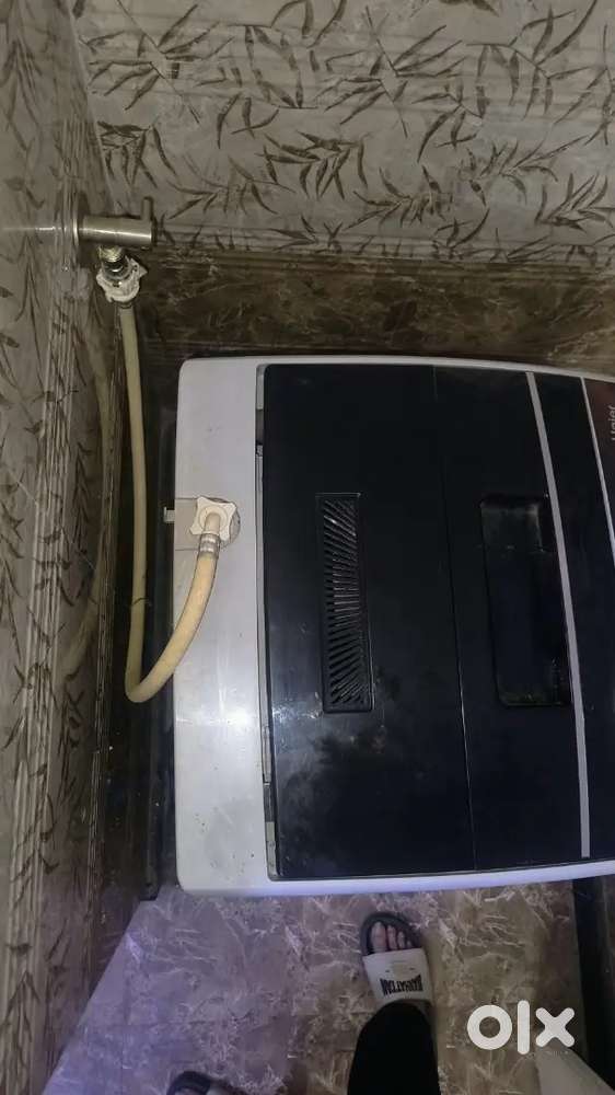 Washing machine, and chair with 1 year warranty paper