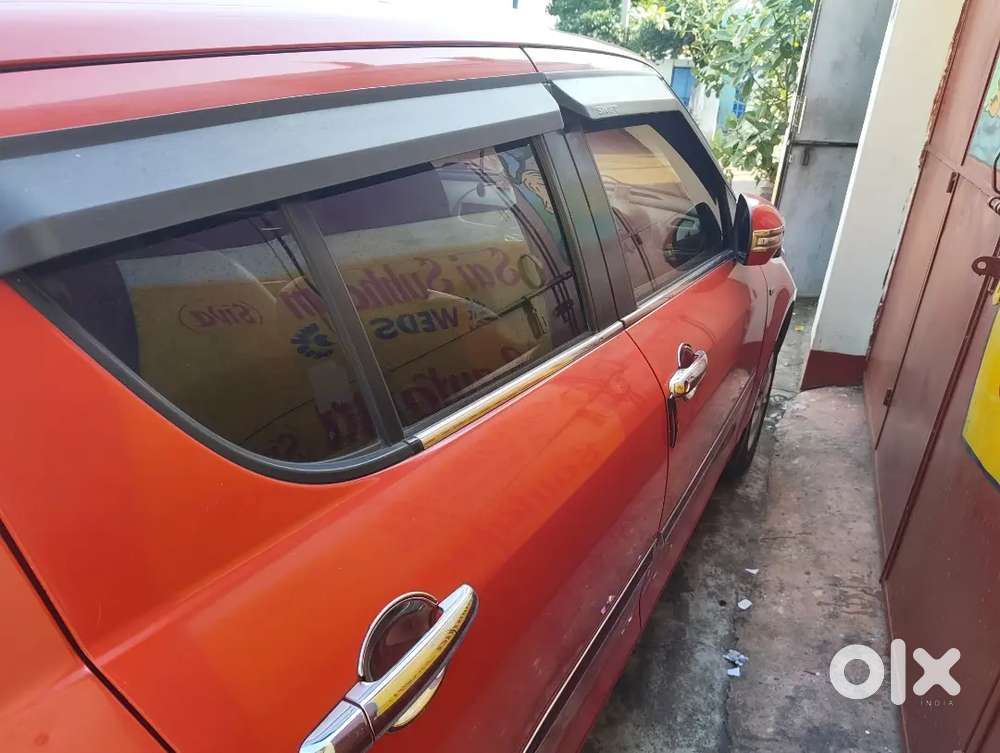 Maruti Suzuki Swift 2017 Petrol 56000 Km Driven