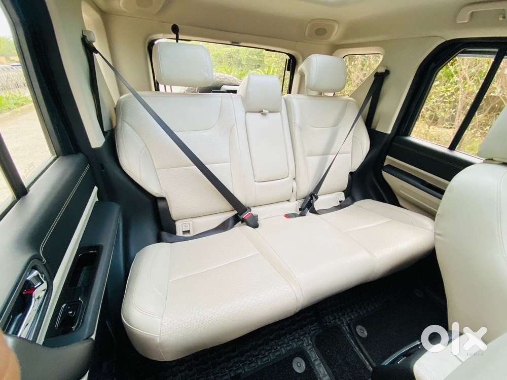 Mahindra Thar Roxx Ax7l Rwd At, 2025, Petrol