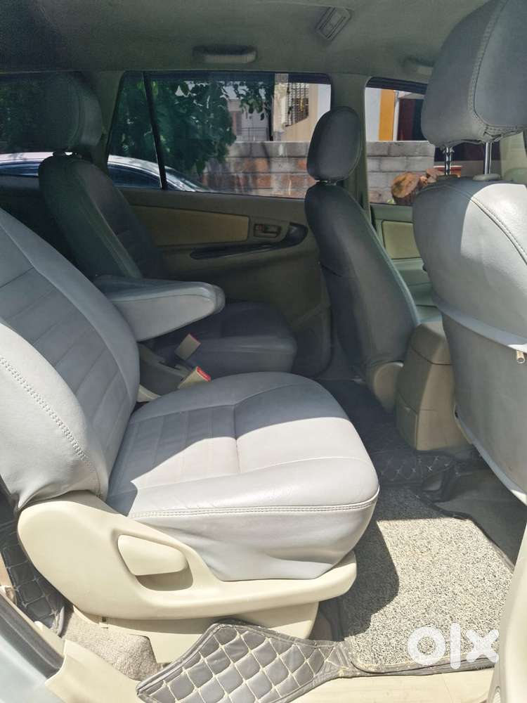 Toyota Innova 2.5 G (diesel) 7 Seater, 2014, Diesel