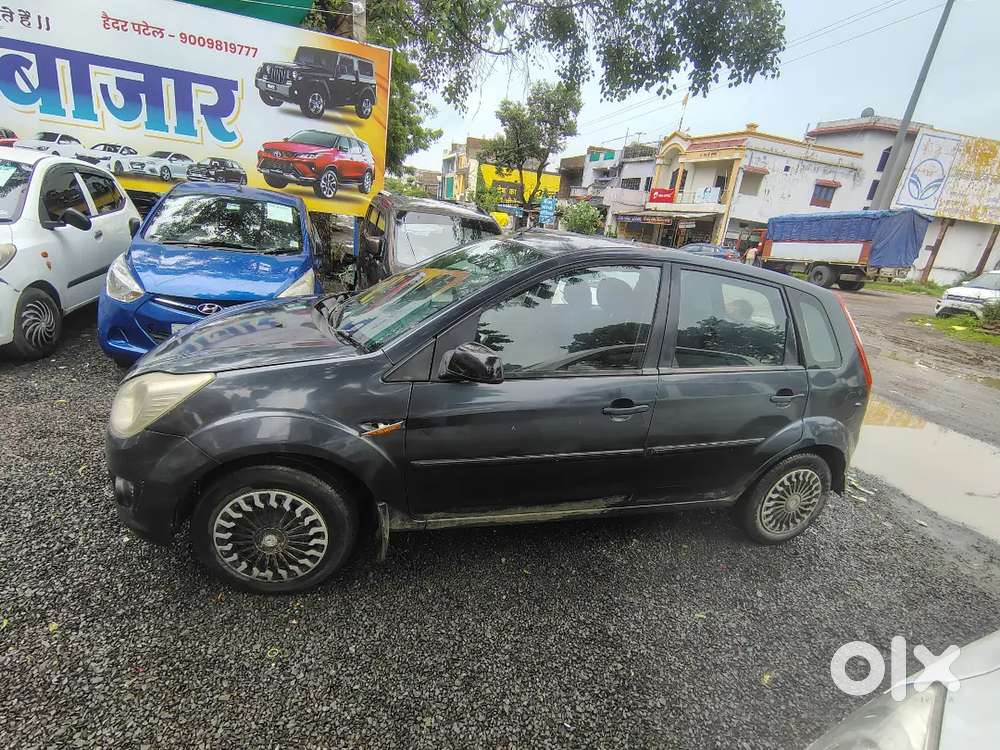 Ford Figo Diesel Zxi 2nd 2015