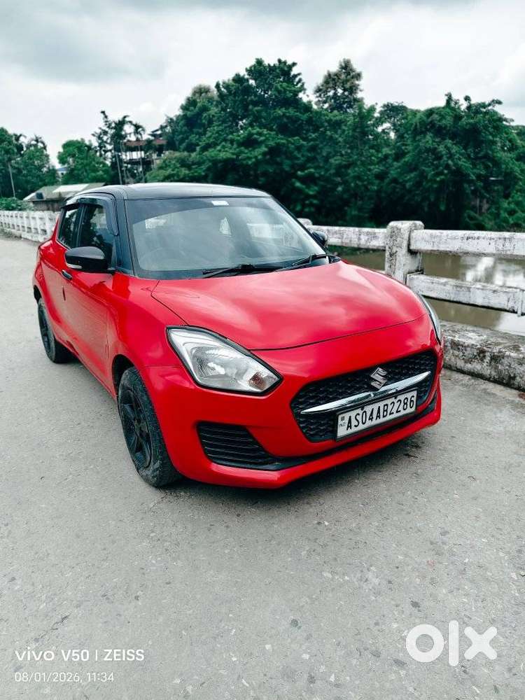 Maruti Suzuki Swift Vxi + Manual, 2021, Petrol