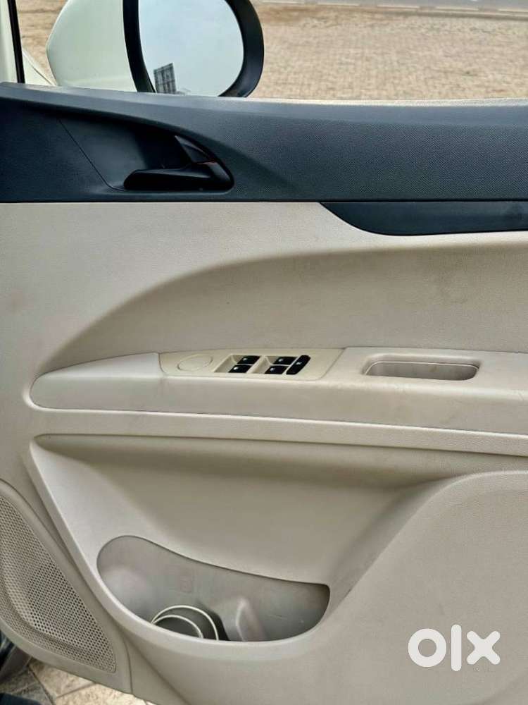Mahindra Marazzo M2 8str, 2022, Diesel