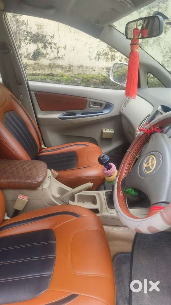 Toyota Innova 2004-2011 2.0 G1 Bsiv, 2010, Diesel