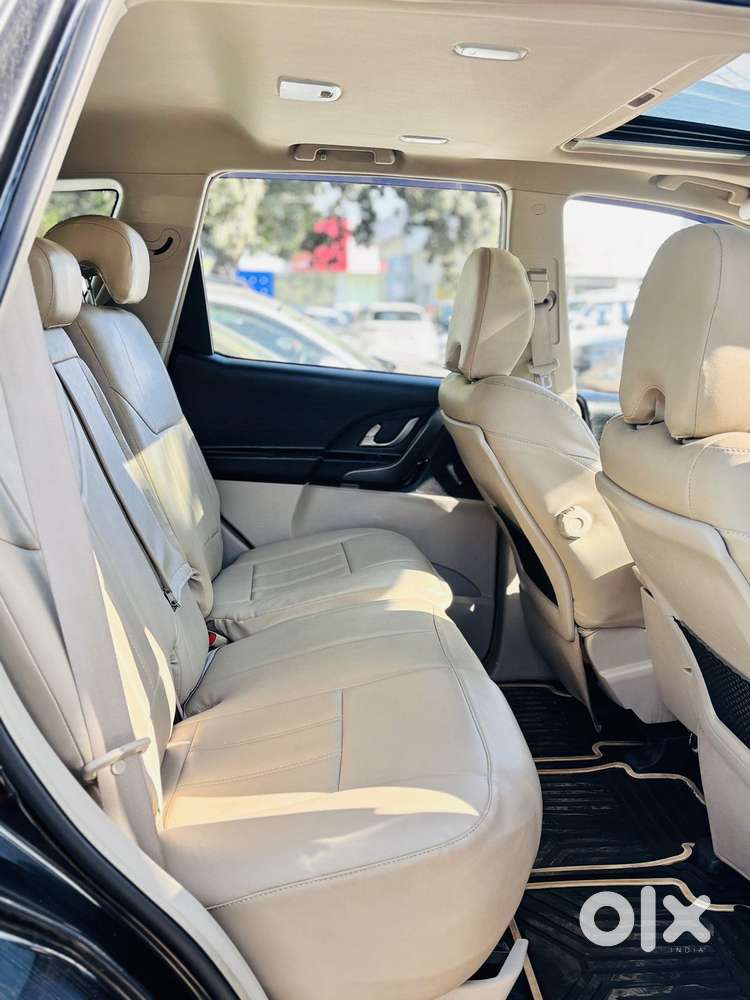 Mahindra Xuv500 W9 At, 2018, Diesel