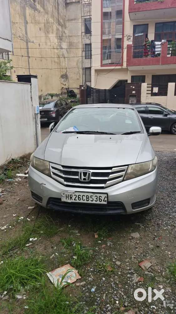 Honda City Petrol And Cng On Paper