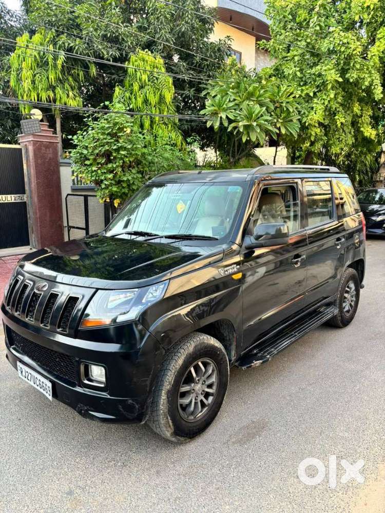 Mahindra Tuv 300 T10 Amt, 2017, Diesel