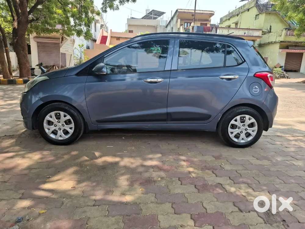 Hyundai Grand I10 2016 Petrol Well Maintained