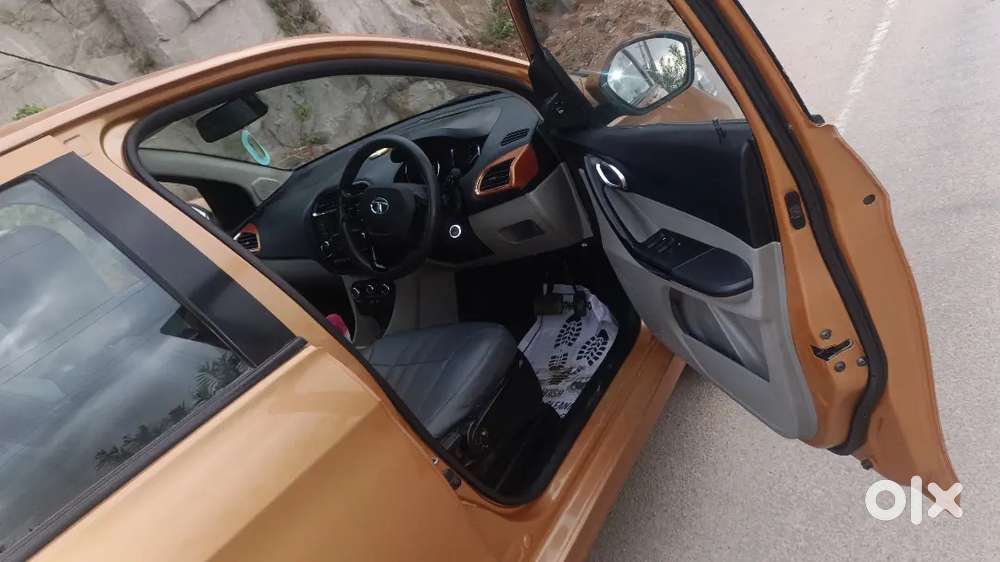 Tata Tiago 2018 Revotron Xza