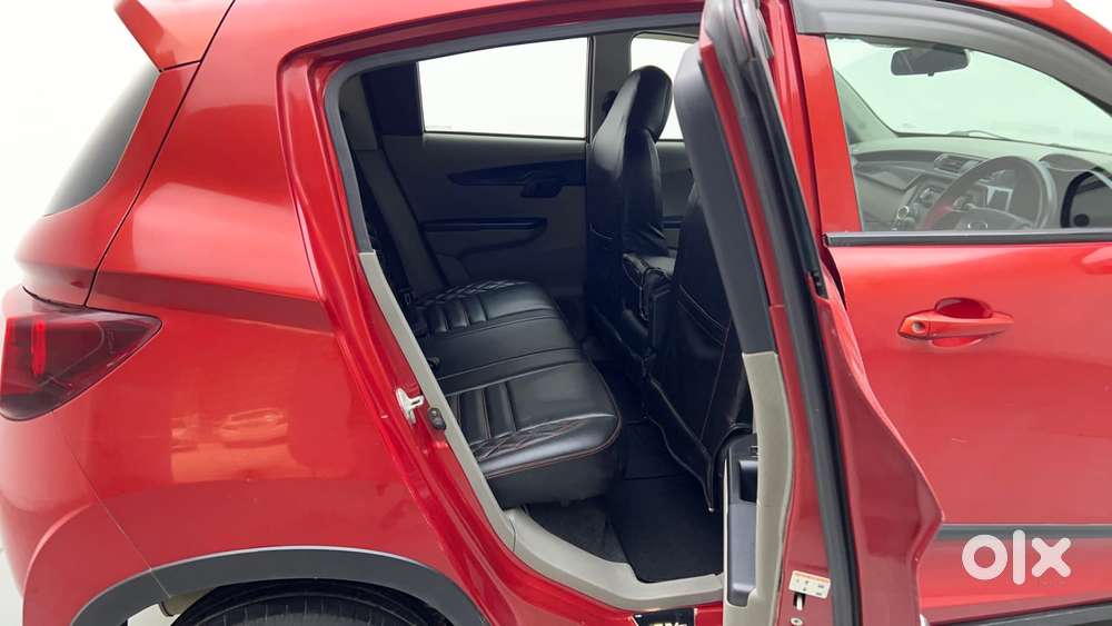 Mahindra Kuv 100 Mfalcon G80 K4 Plus, 2017, Petrol