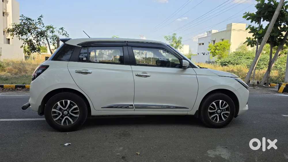 6 Airbags , Single Owner..