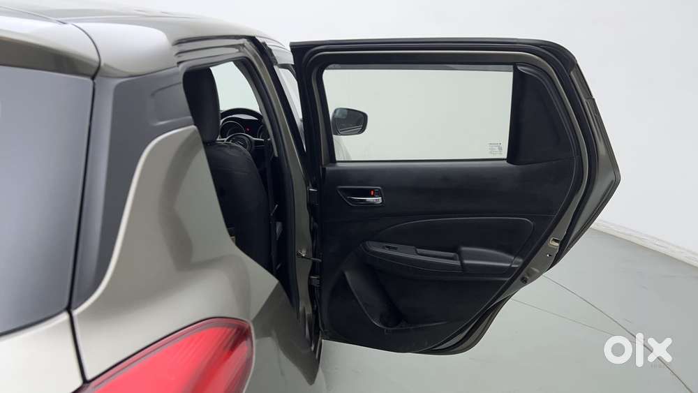 Maruti Suzuki Swift Amt Vvt Vxi, 2022, Petrol