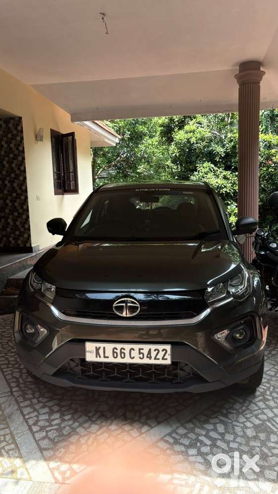 Tata Nexon Petrol 2021 Car Manual