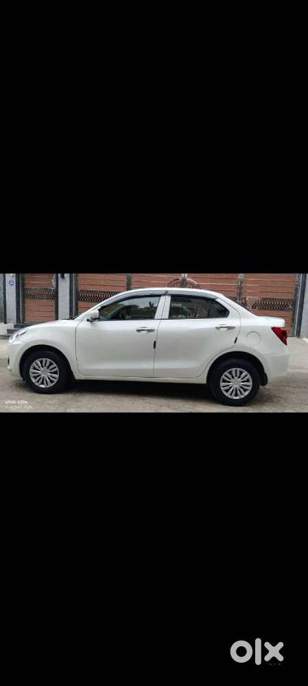 Maruti Suzuki Swift Dzire Vdi At, 2017, Diesel