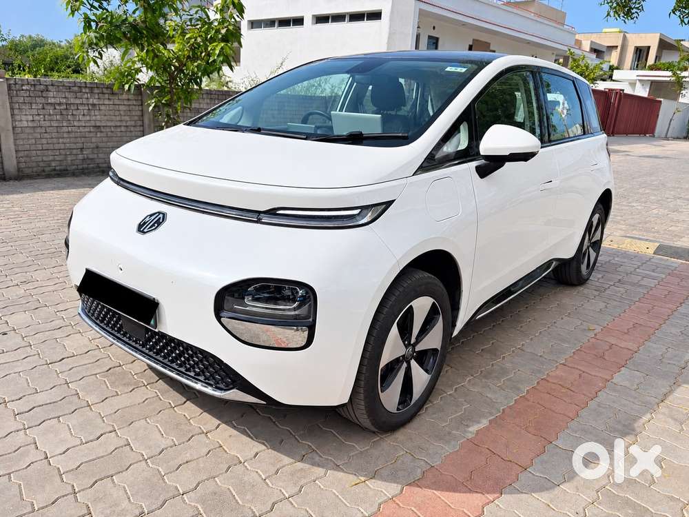 Mg Windsor Ev Essence, 2024, Electric
