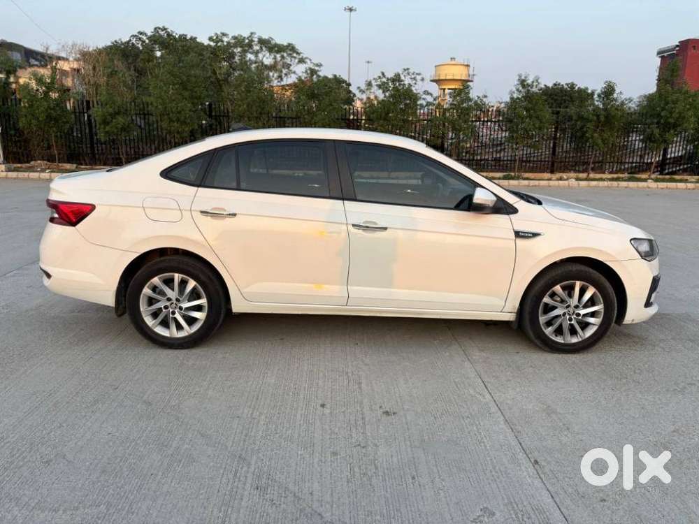 Skoda Slavia 1.5 Tsi Style, 2022, Petrol