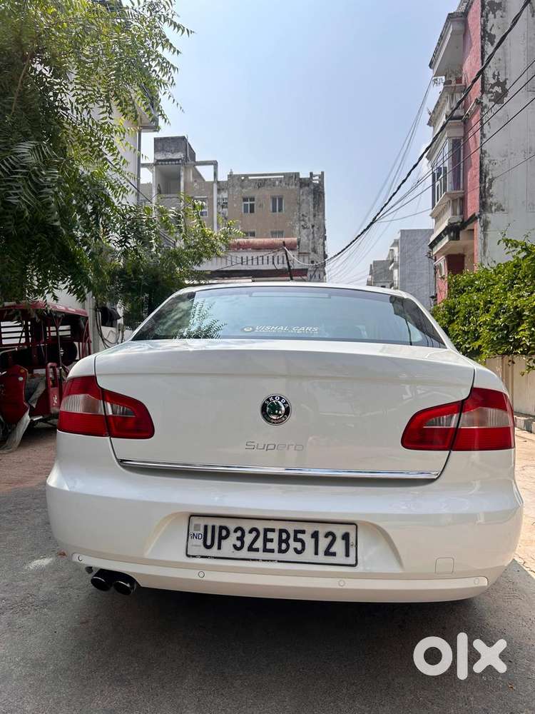 Skoda Superb, 2012