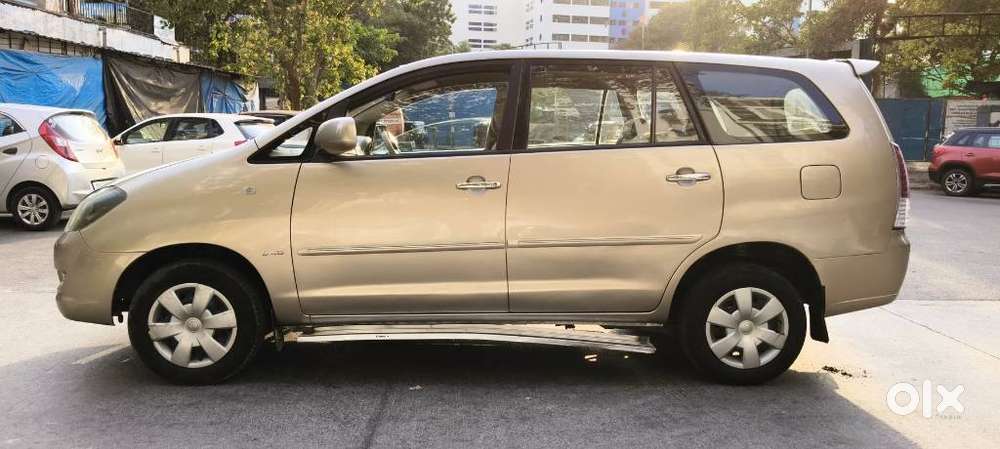 Toyota Innova 2.5 G (diesel) 8 Seater, 2005, Diesel