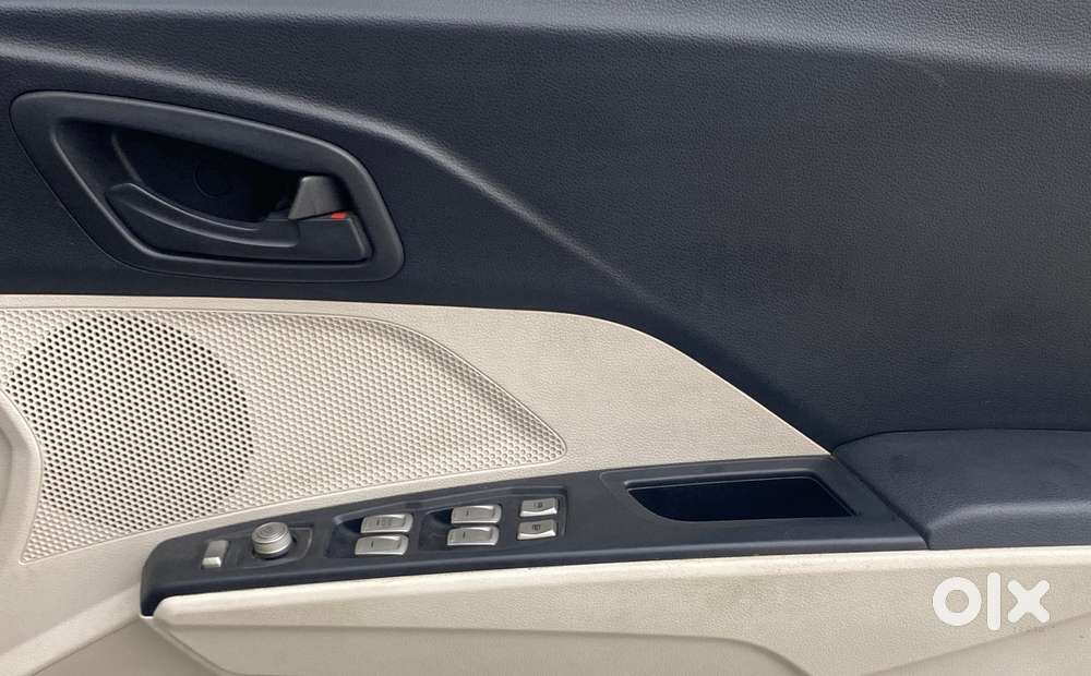 Mahindra Xuv300 W8 Diesel, 2021, Diesel