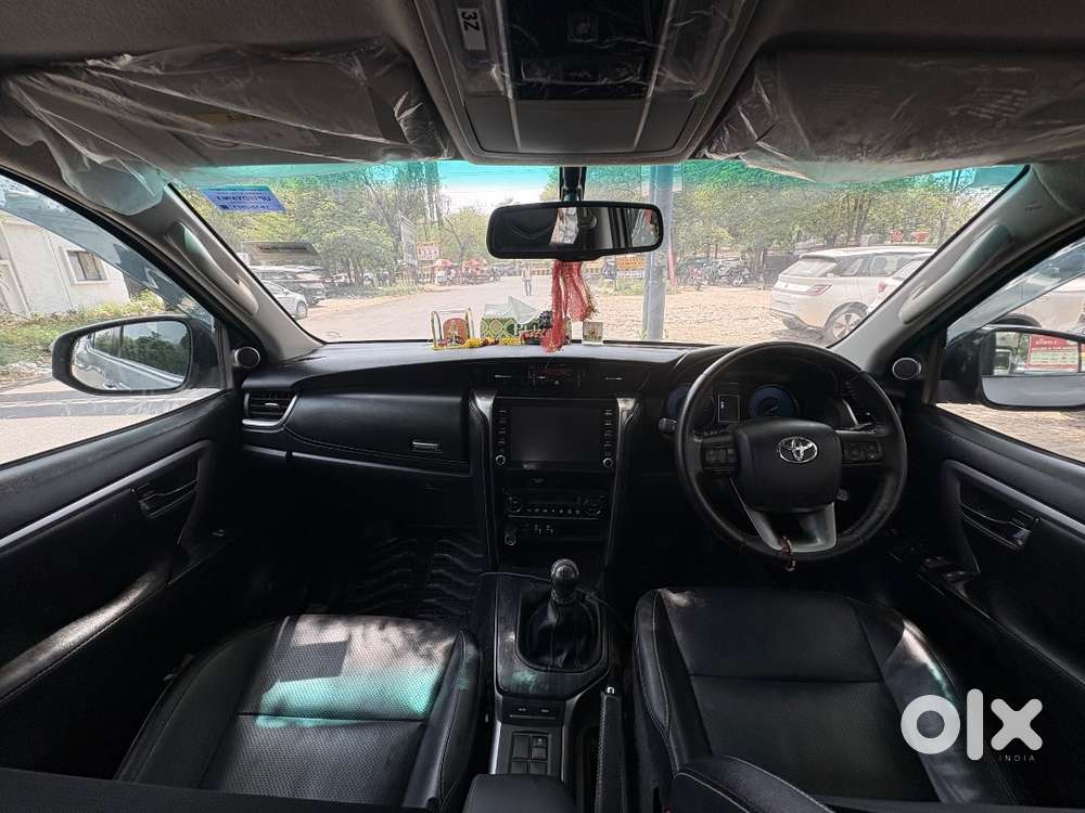 Toyota Fortuner 2023 Petrol Well Maintained