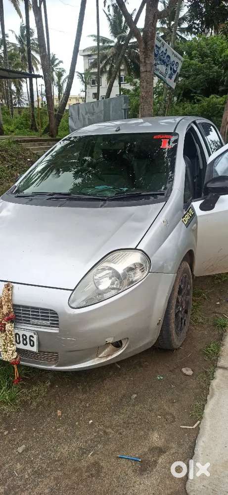 Fiat Grande Punto 2010 With 89000 Km