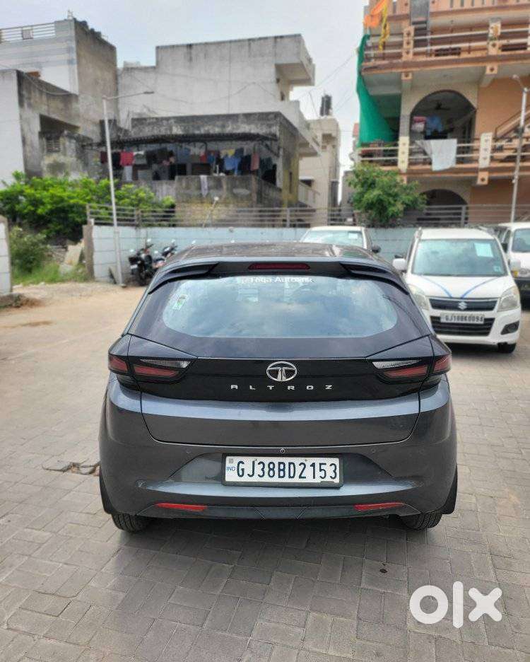 Tata Altroz 1.2 Xe, 2022, Petrol