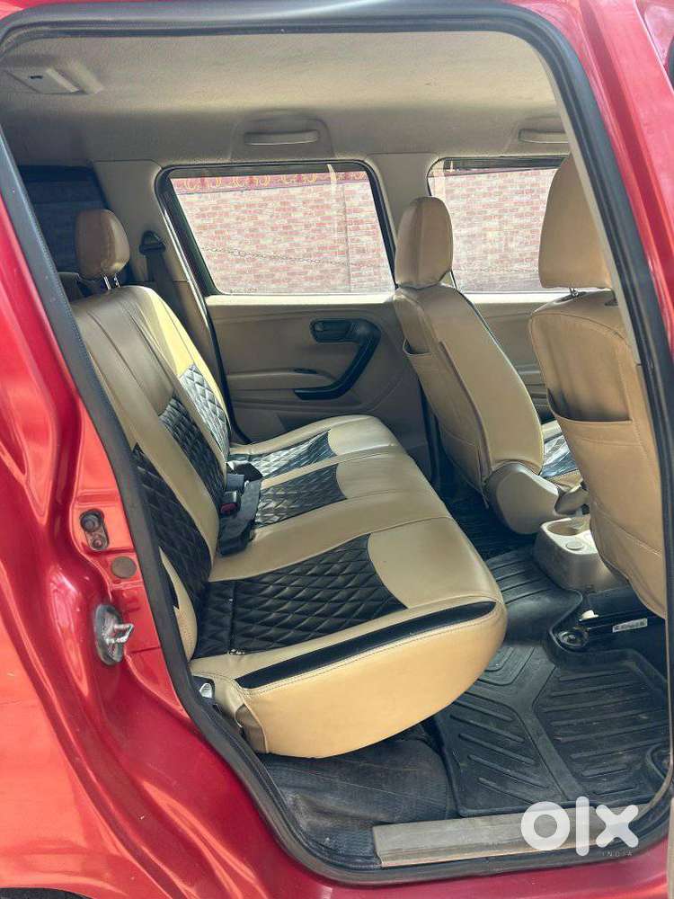 Mahindra Tuv 300 T6 Plus, 2018, Diesel
