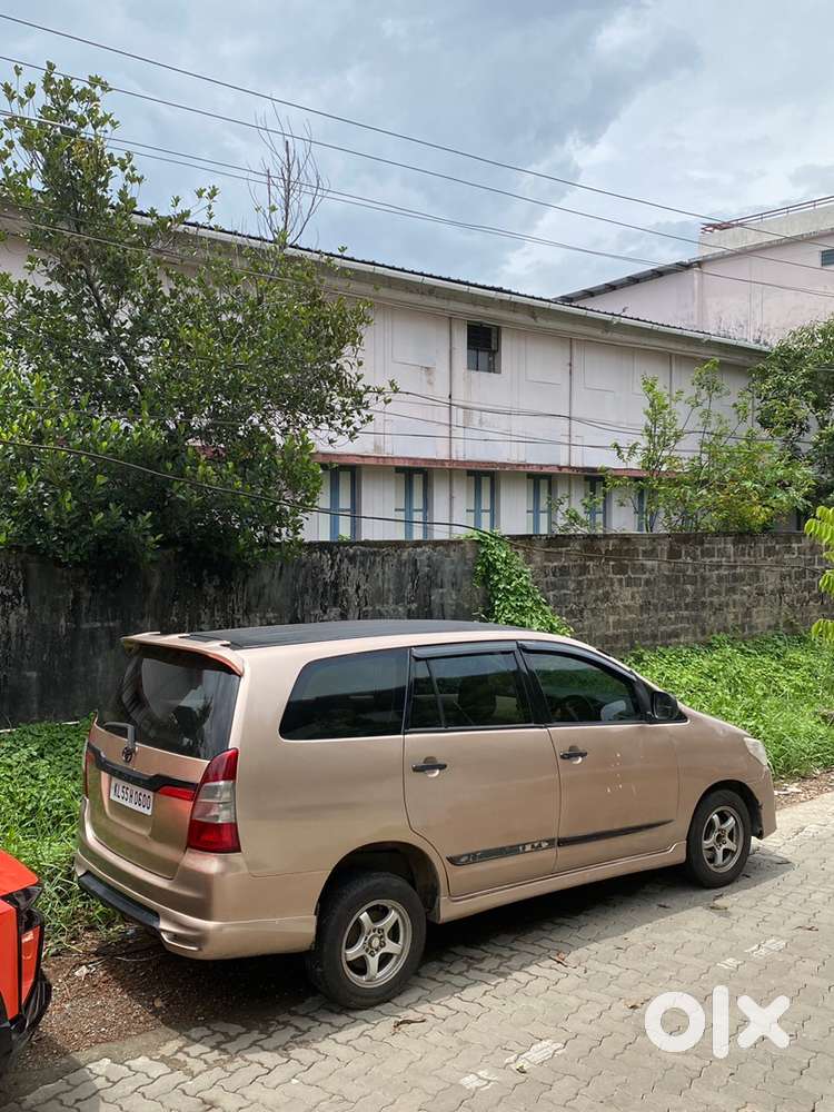 New Paper New Insurance New Tyre Innova 2005 Model