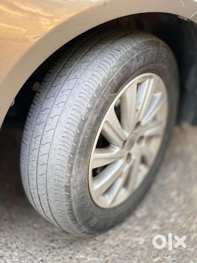 Maruti Suzuki Swift Dzire Zdi Bsiv, 2015, Diesel