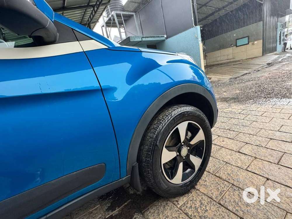 Tata Nexon Xza Plus-moroccan Blue