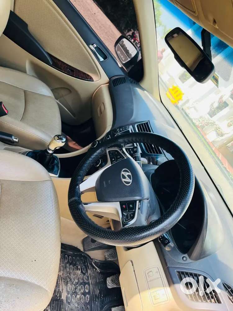 Hyundai Verna Crdi 1.5 Sx 2011