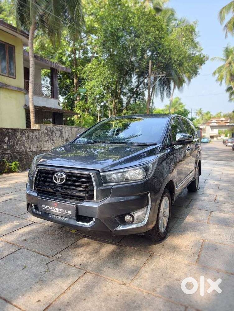 Toyota Innova Crysta 2.4 Gx Mt 8s, 2016, Diesel