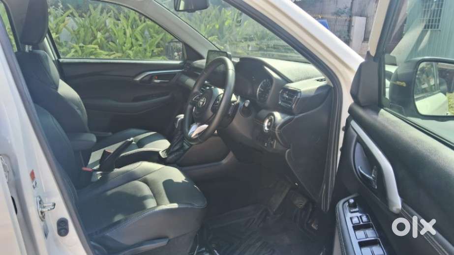 Toyota Urban Cruiser Hyryder 1.5 V Neo Drive, 2024, Petrol