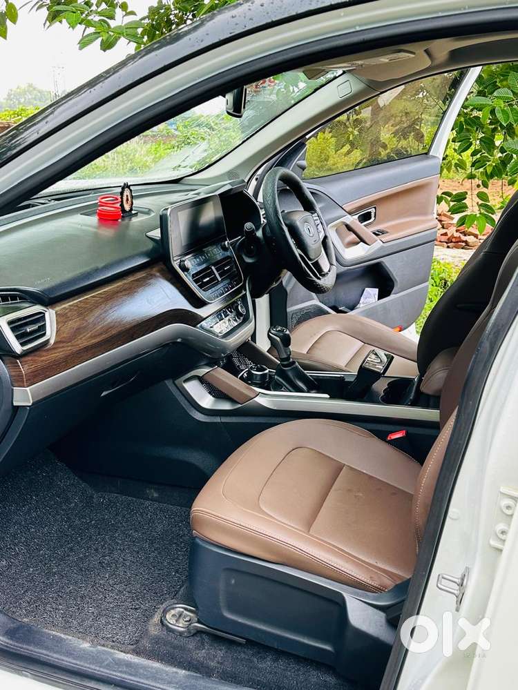 Mahindra Xuv300 W6 Diesel, 2020, Diesel